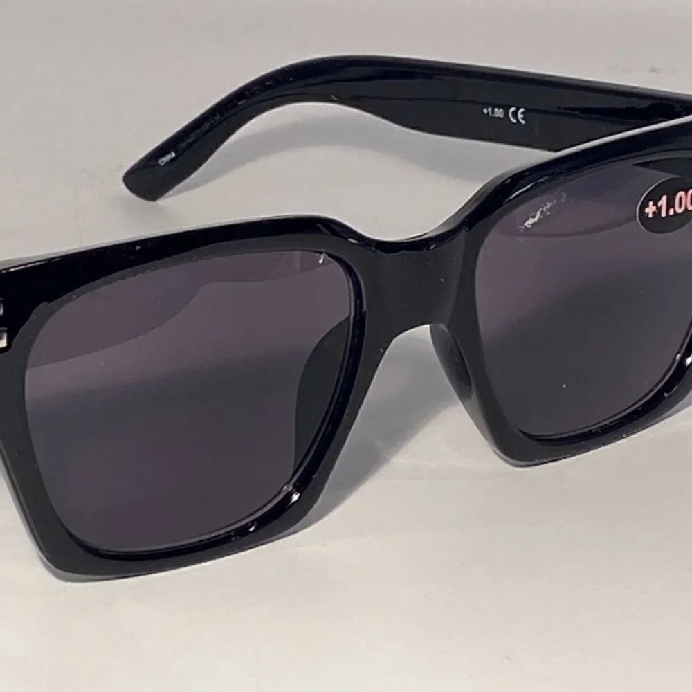 Reading Sunglasses Sun Readers 1.00 Chunky Black Frames NWT